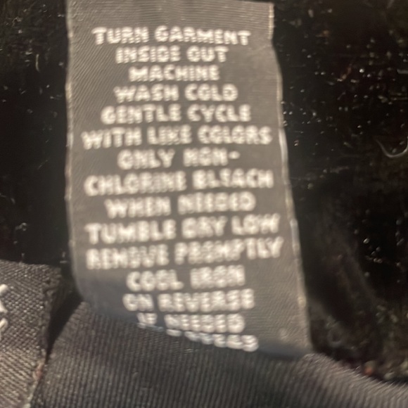 New York & company stretch top off the shoulder velvet 3/4 sleeve women’s size M - Picture 11 of 11